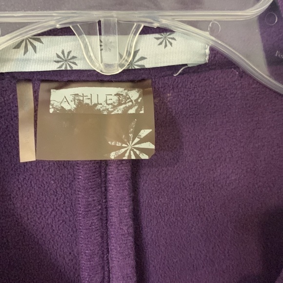 Athleta Medium coat purple fleece - Picture 2 of 7